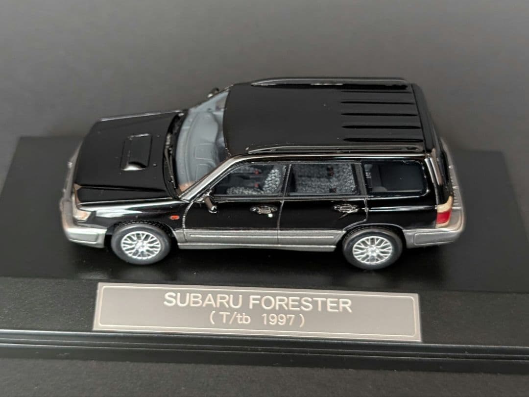 ハイストーリー 1/43 スバル フォレスター T/tb ブラックマイカ2トーン