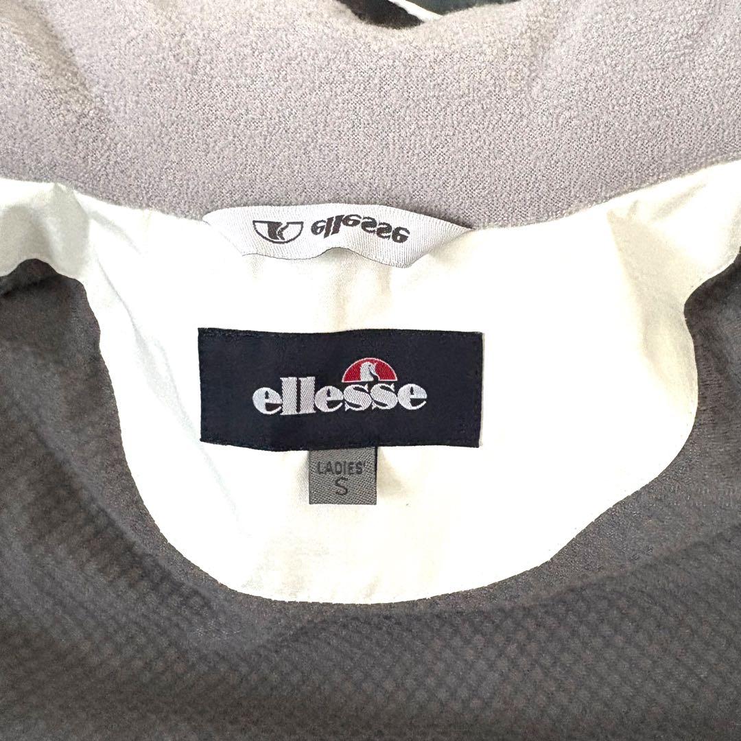 美品☆ellesse ITALY エレッセ　スキーウェア　上S 下M ホワイト