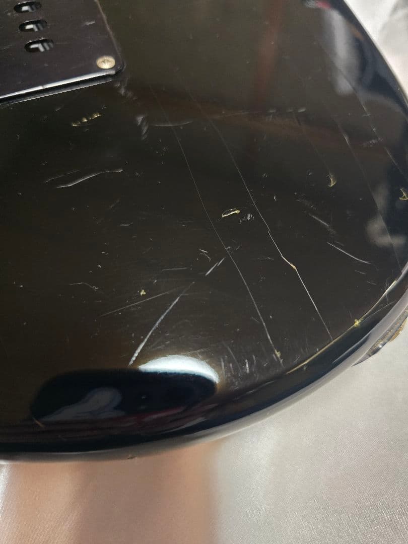 FERNANDES SSH-40 ストラト