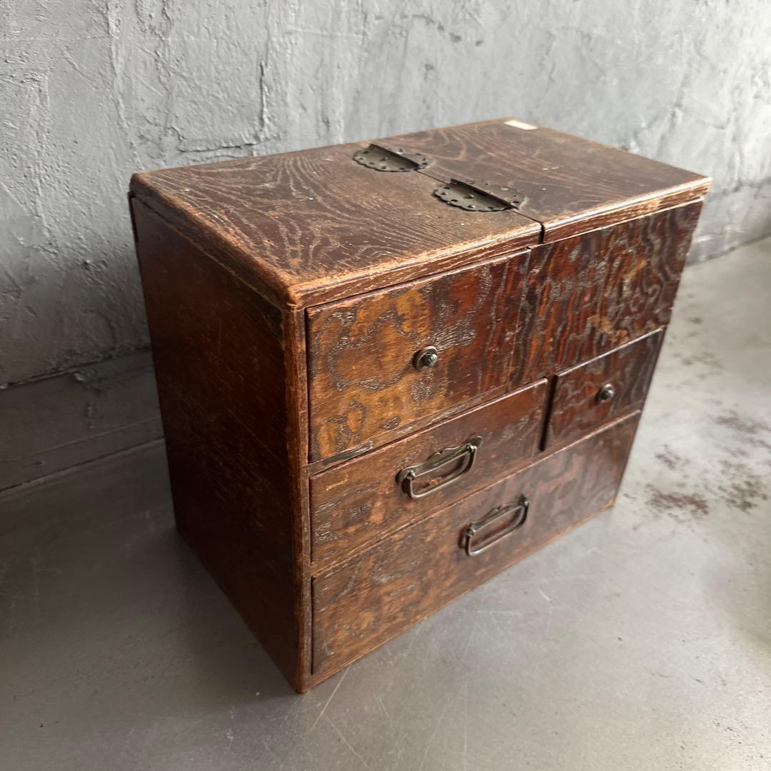 とても味のある裁縫箱ヴィンテージ　木製箪笥 収納に！