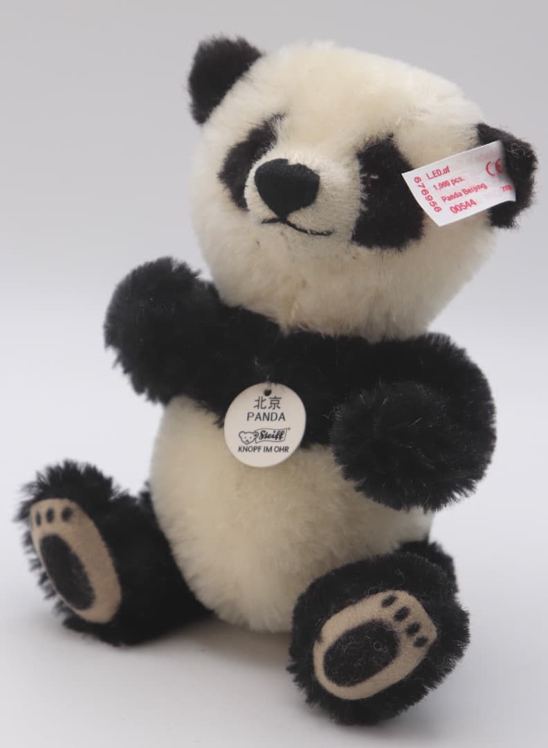 Steiff 北京PANDA 1,000体日本限定品ぬいぐるみ 約18cm