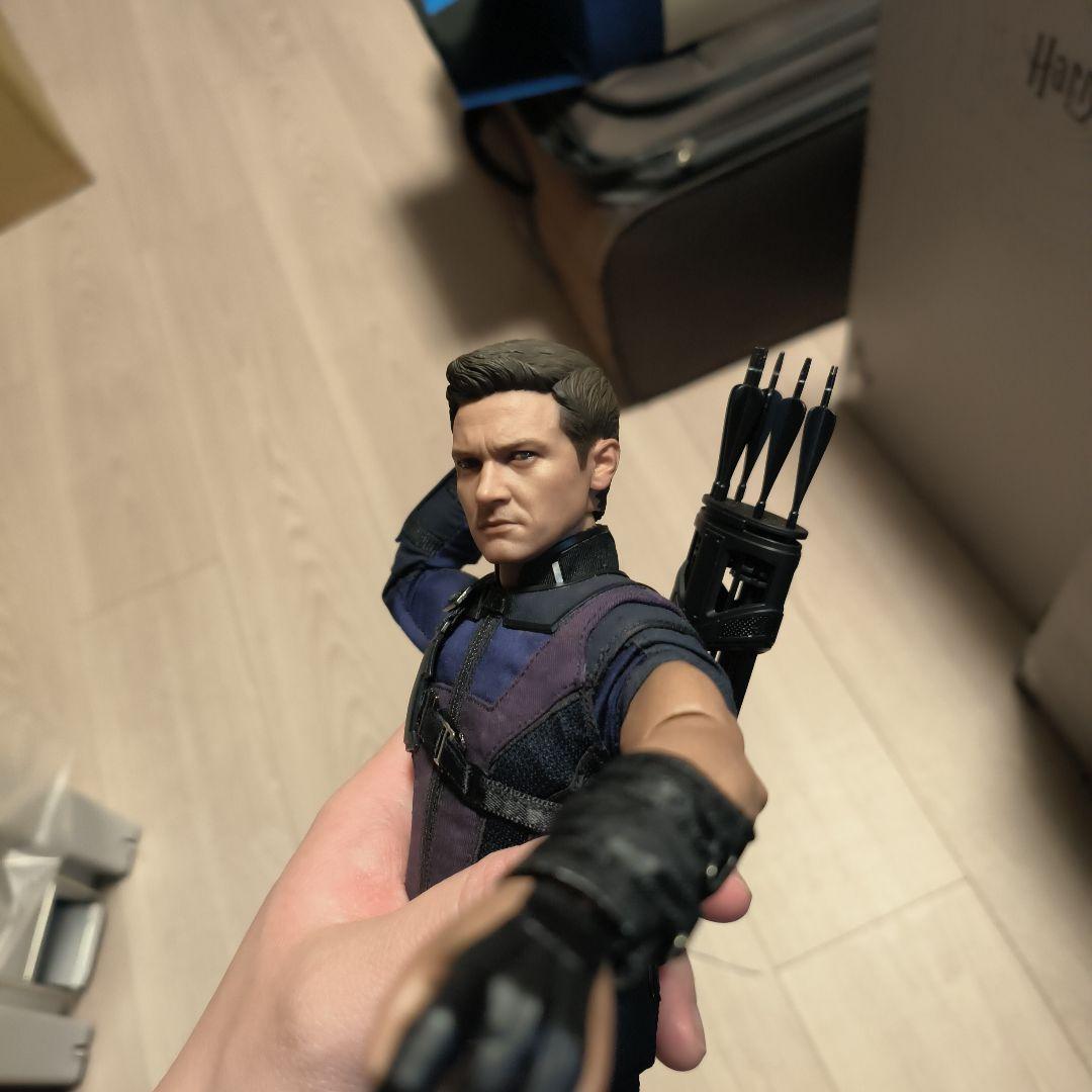 シビル・ウォー/キャプテン・アメリカ 　ホークアイ　ホットトイズ カスタマイズ