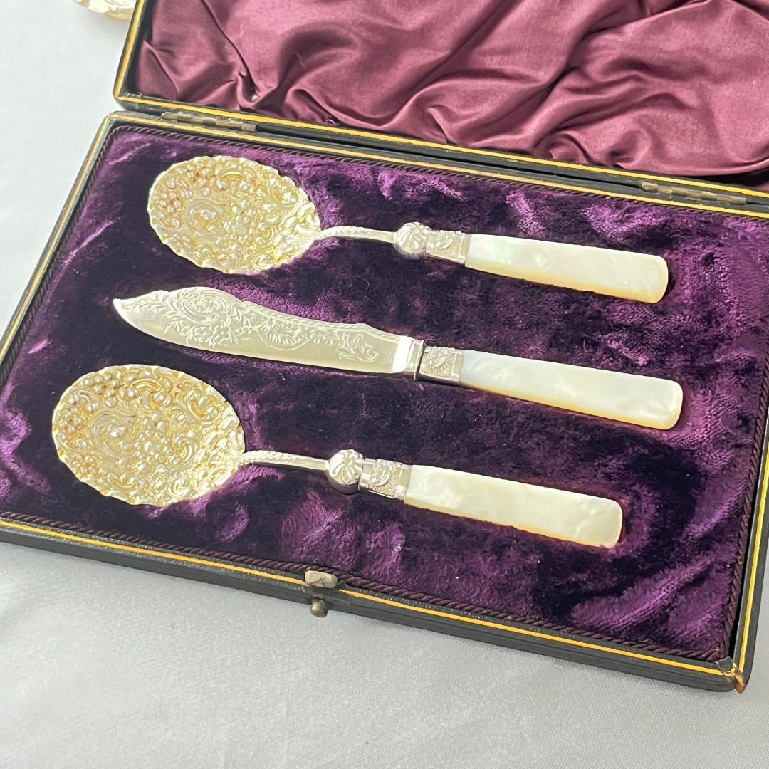 【Allen & Darwin】【白蝶貝】ベリーサーバー / バターナイフ