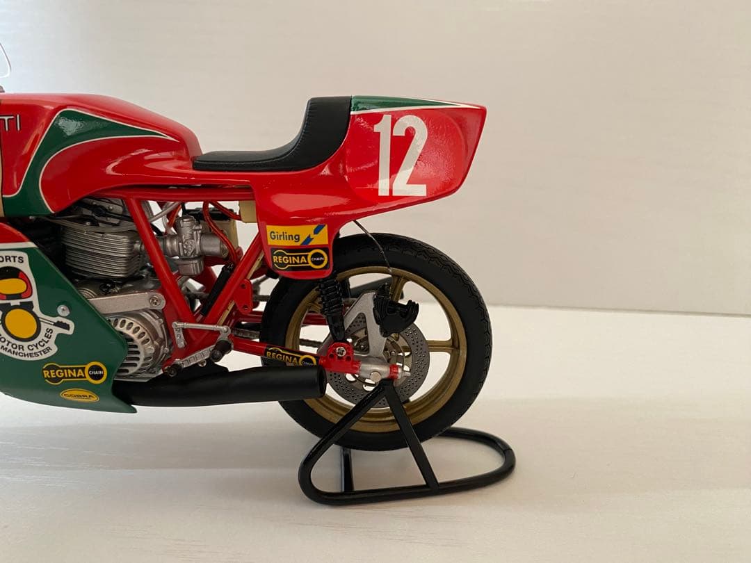 1/12 ミニチャンプス　ドウカティ 900 （難あり品）