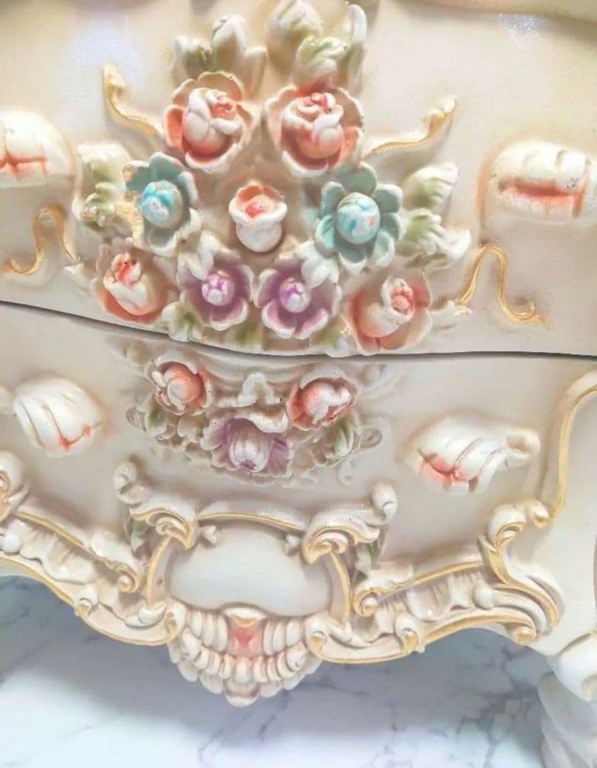 ロココ調　チェスト