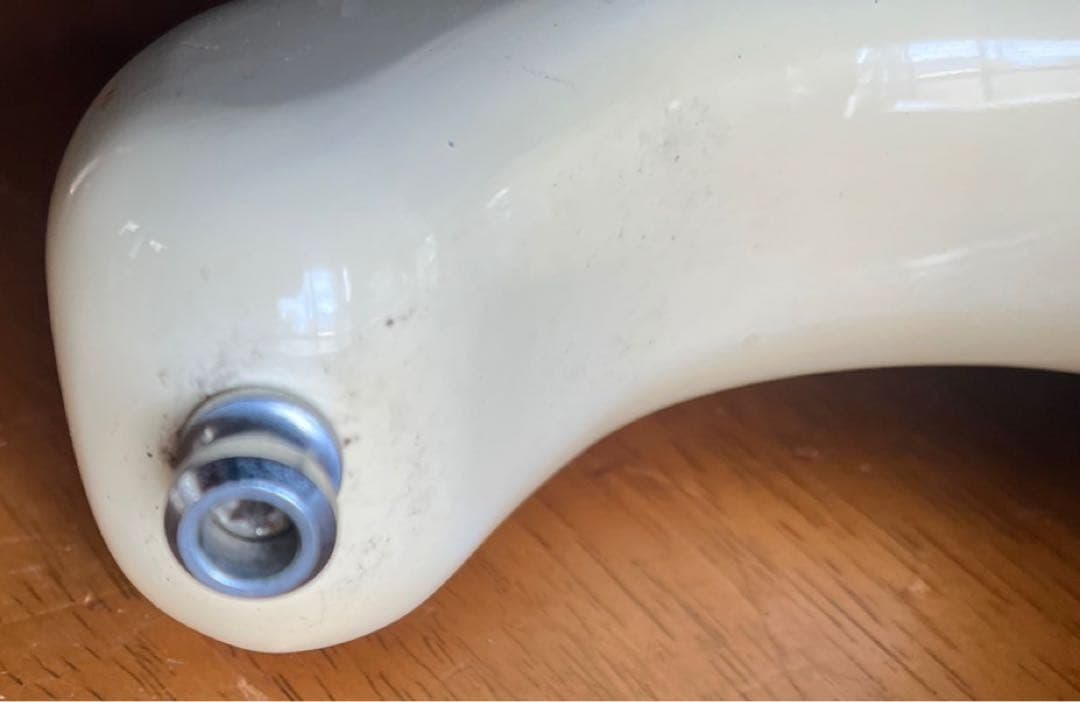 Rockoon Schaller搭載エレキギター