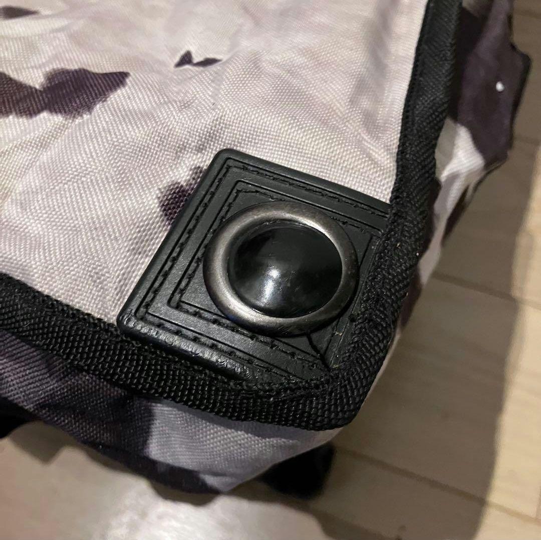 入手困難　Coleman×BEAMS ハラコ柄 折畳みベンチチェア 2人用