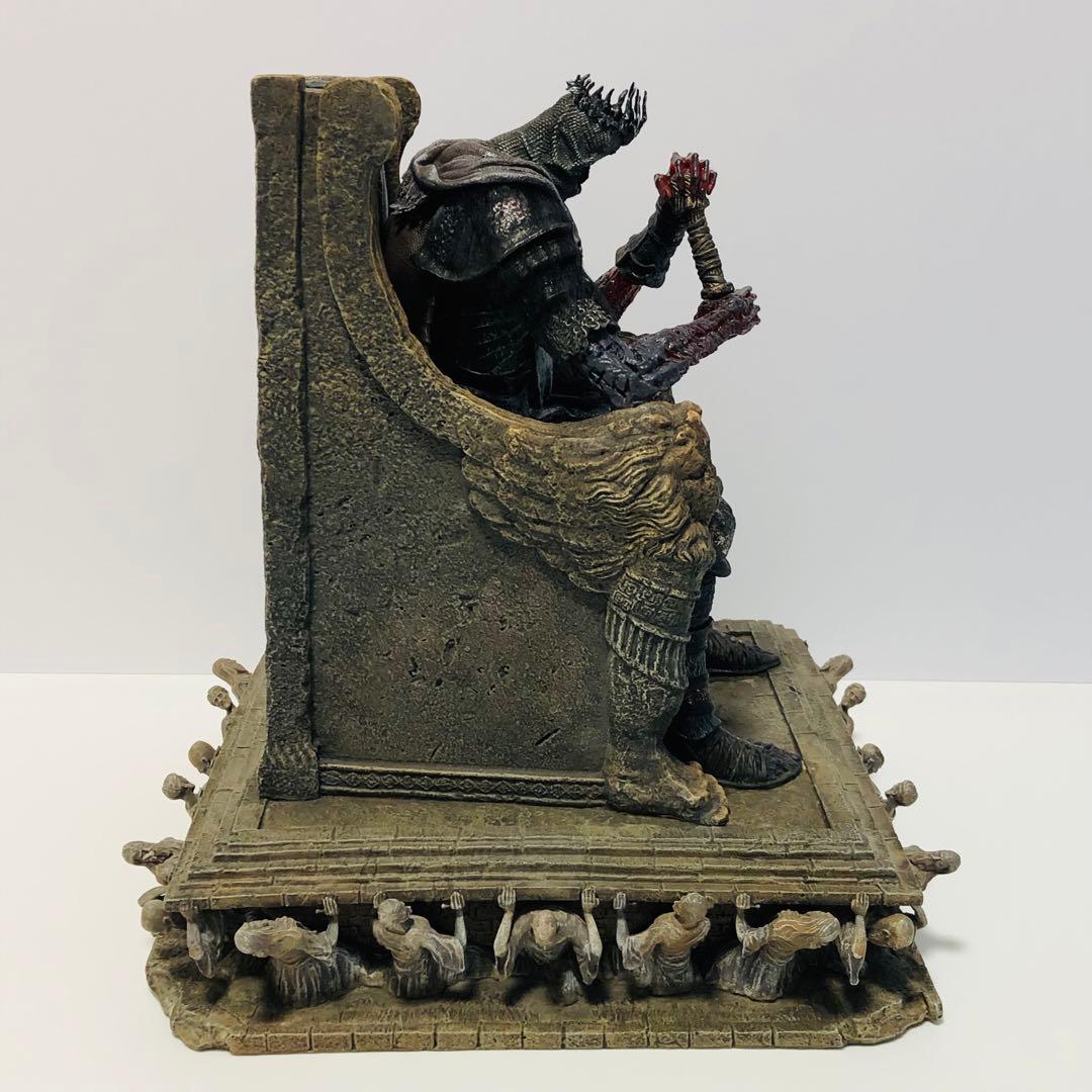PUREARTS ダークソウル3 薪の王 巨人ヨーム 1/18スタチュー