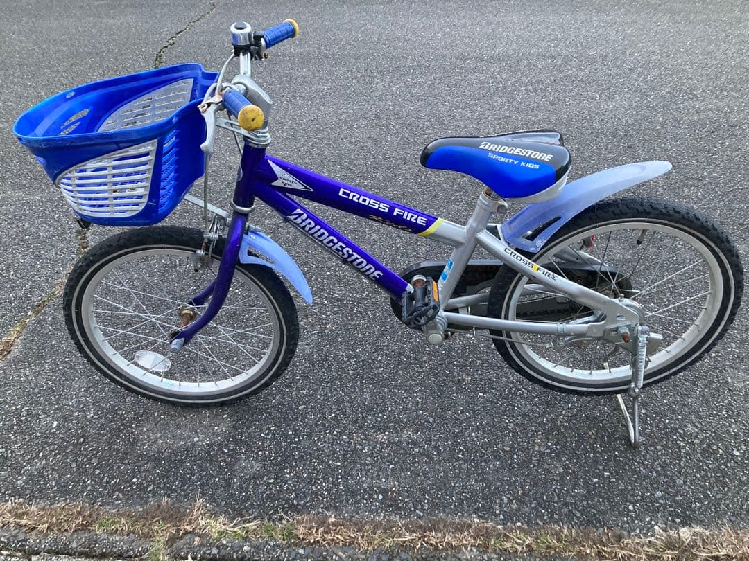 BRIDGESTONE CROSS FIRE クロスファイヤーキッズ　18インチ