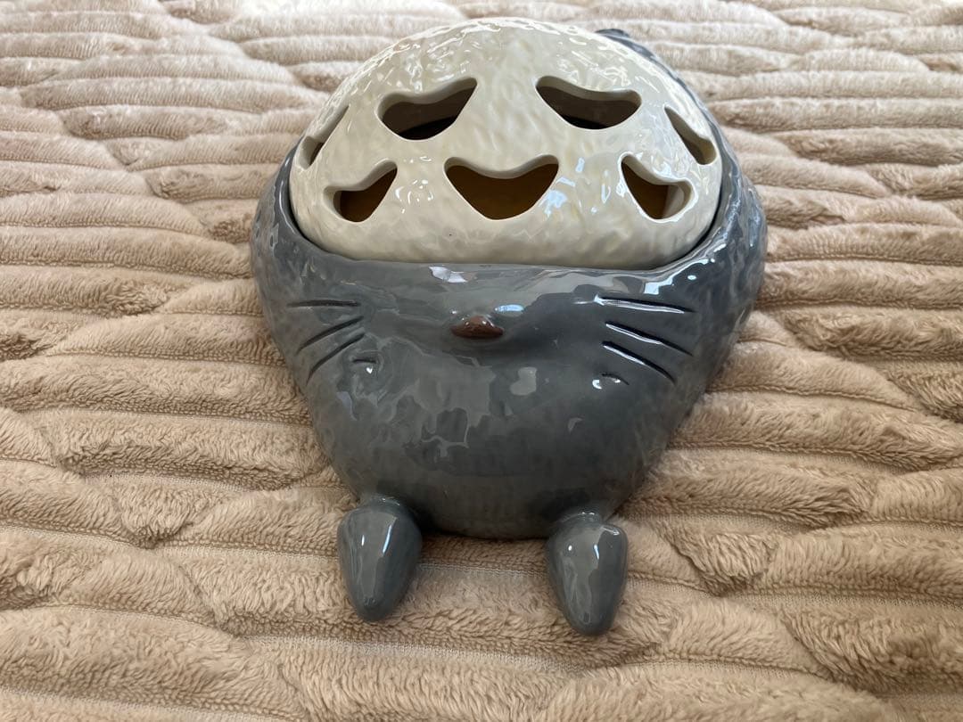 おひるねトトロ 陶器製置物　蚊取り線香入れ