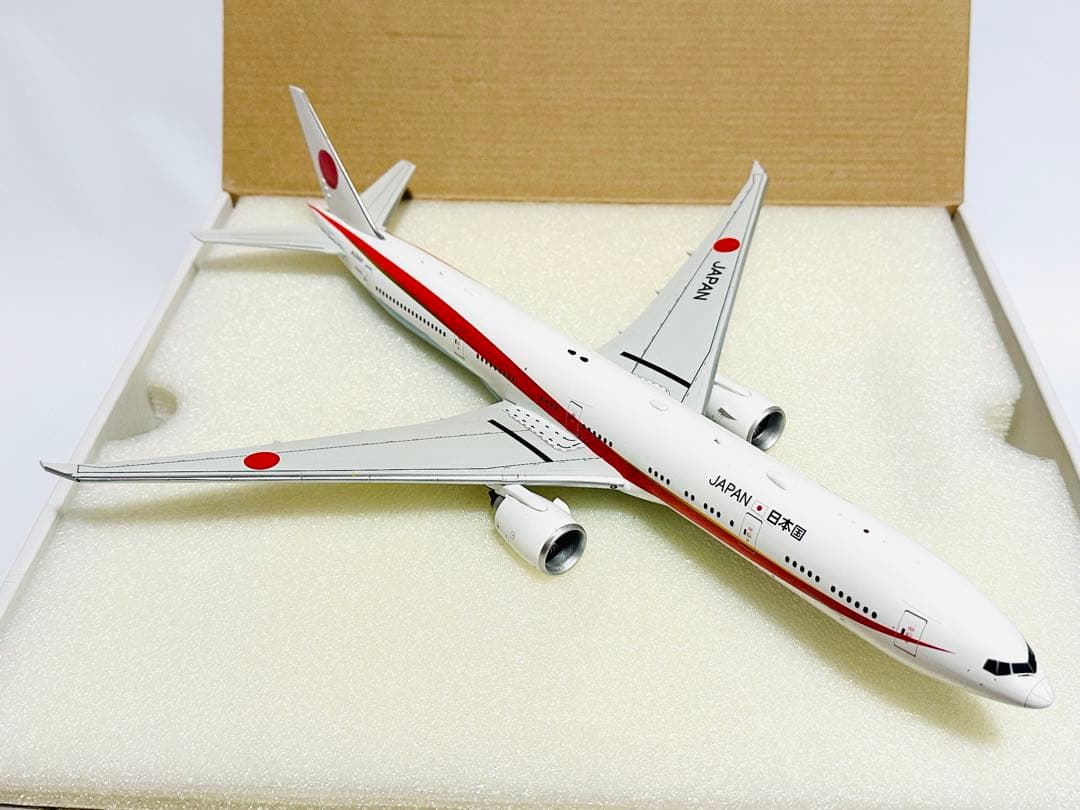 INFLIGHT 1/200 B777-300ER 政府専用機 航空自衛隊