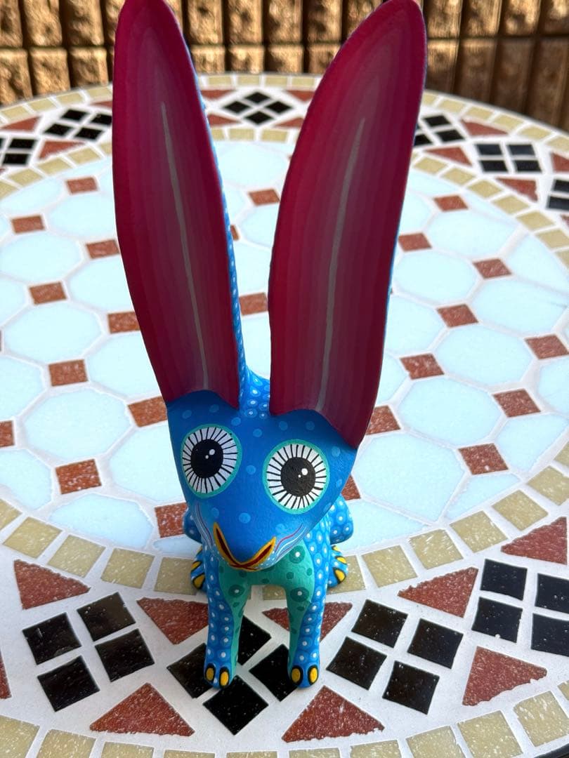 【一点物】オアハカの物語を宿す 双子アレブリヘ 兎1匹｜Luis Garcias