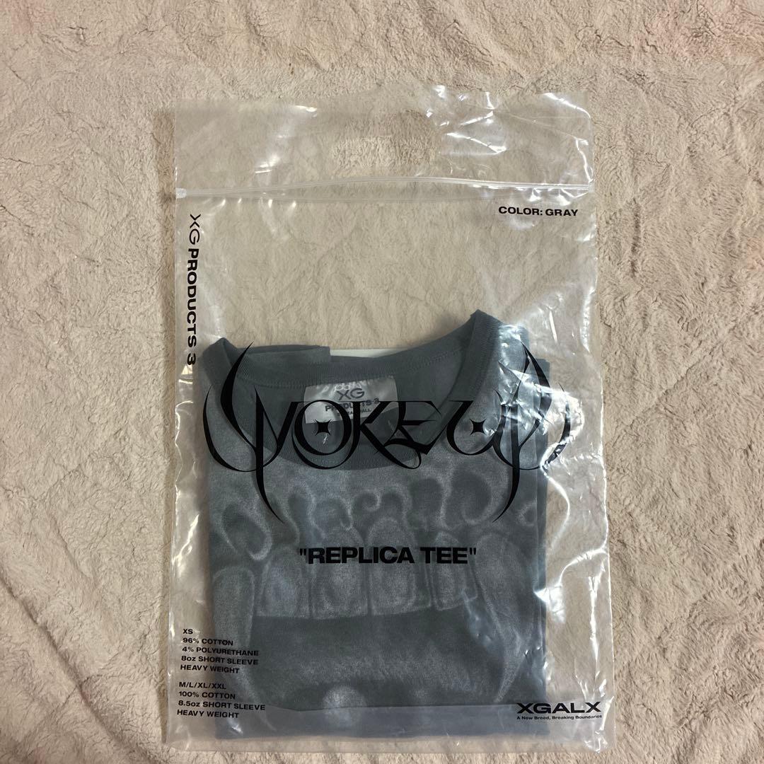 アイドル XG WOKE UP \"REPLICA TEE\" xs