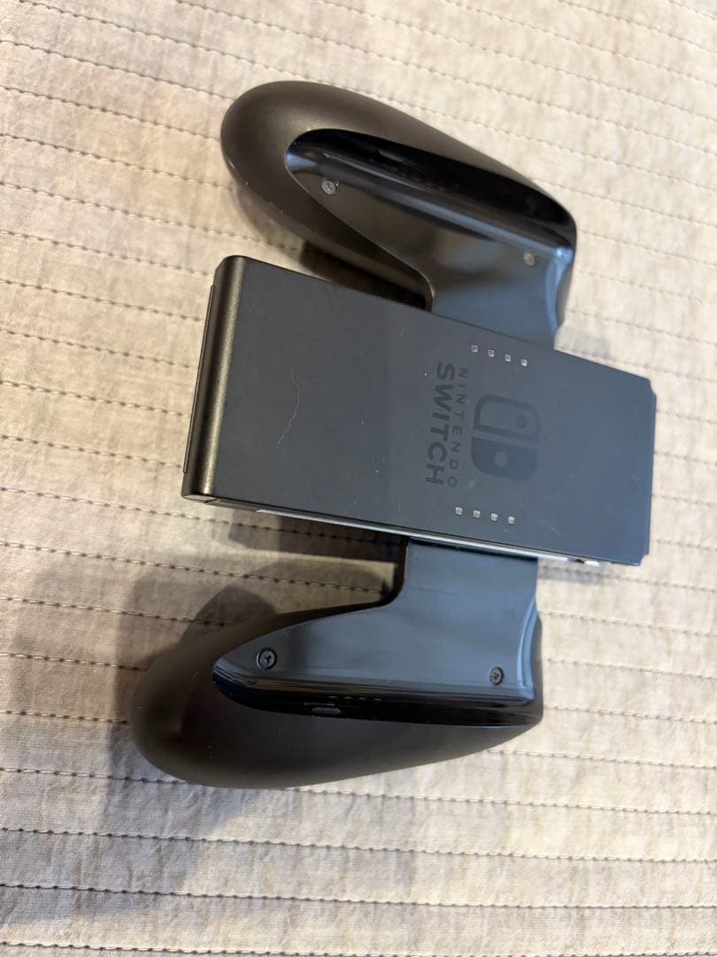 Nintendo Switch カバー、ケース付き