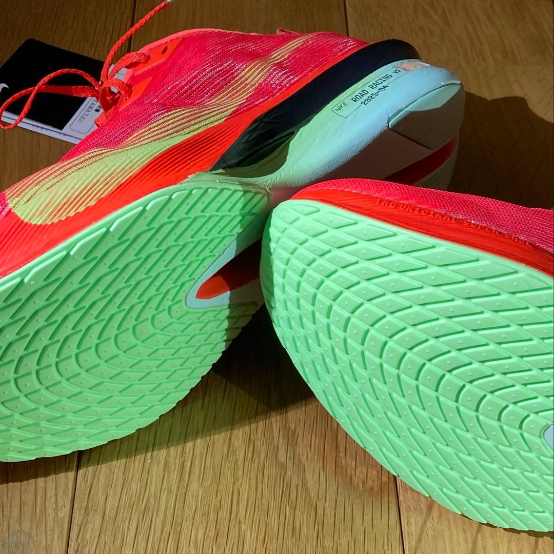 ナイキ ヴェイパーフライ4 新品未使用 26.5