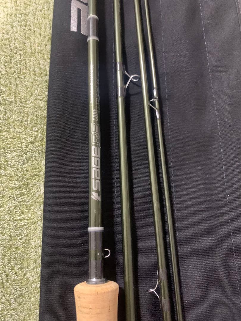 SAGEフライロッド　R8CORE 590-4