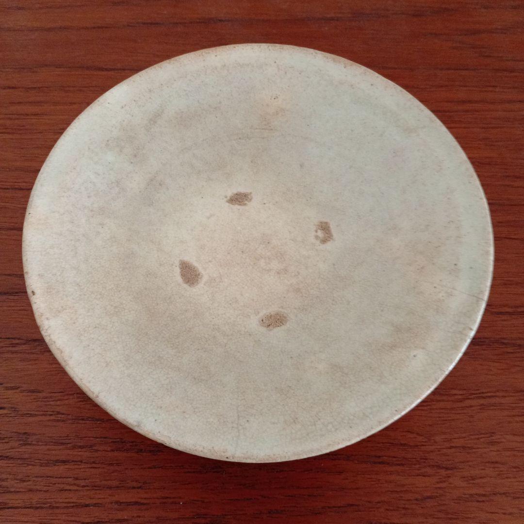 李朝　粉引　柔手　金海　平茶碗　（古唐津、李朝、高麗）