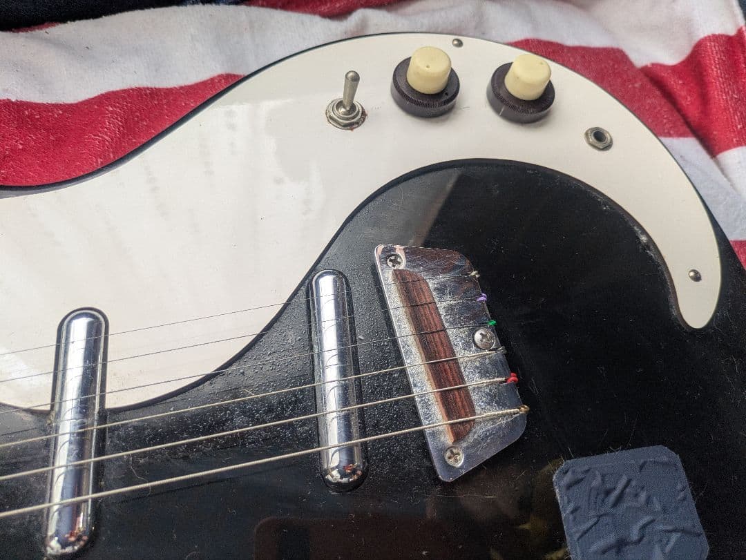 ジミー・ペイジ愛用！　Danelectro エレキギター