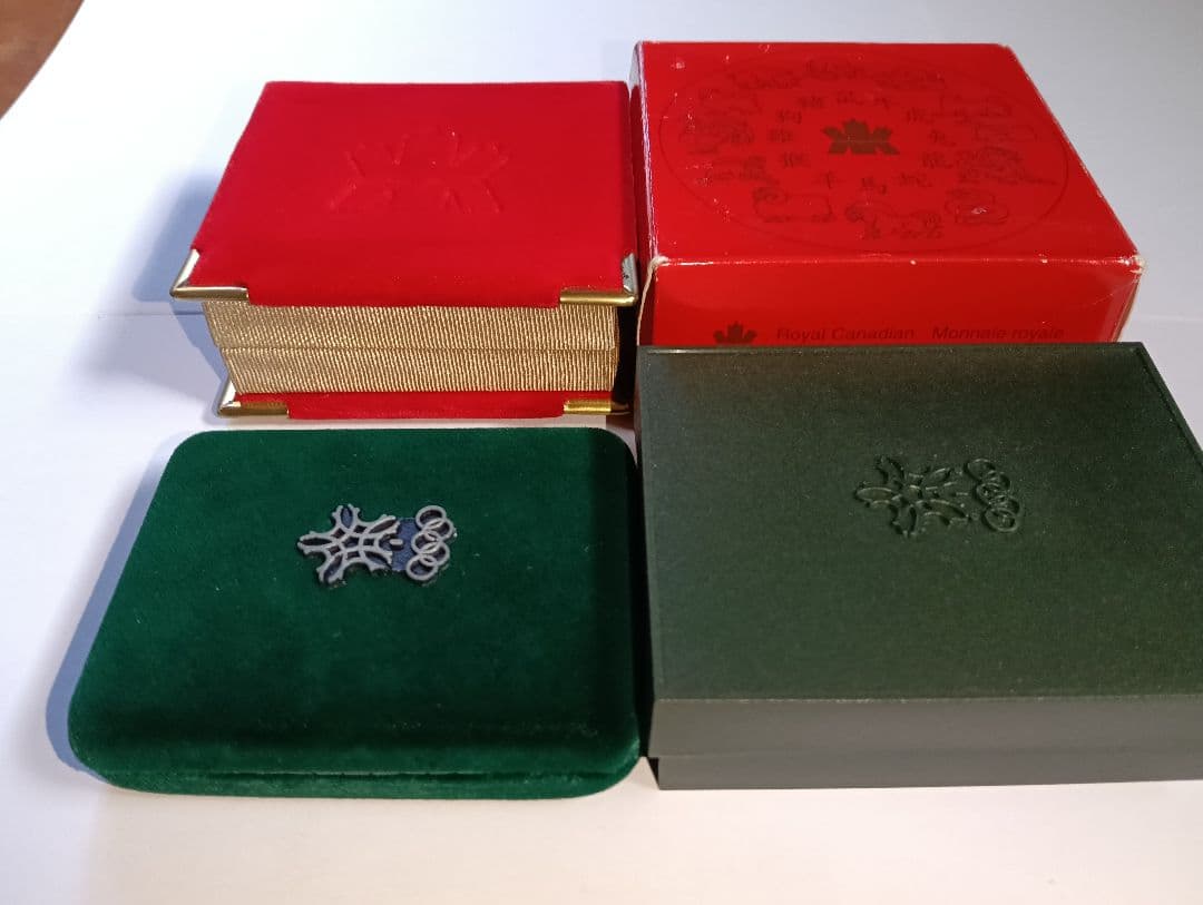 ロ*ン様 中国旧正月シリーズ『巳年』プルーフ銀貨＆カルガリー冬季オリンピック