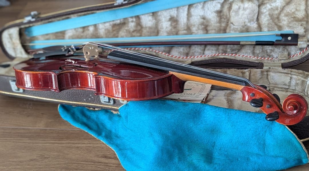 チェコ製 ストラディバリウス バイオリン 4/4 弓 a.rau＊＊ ケース一式