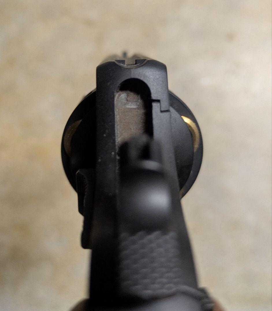 リアルなショートバレルリボルバー