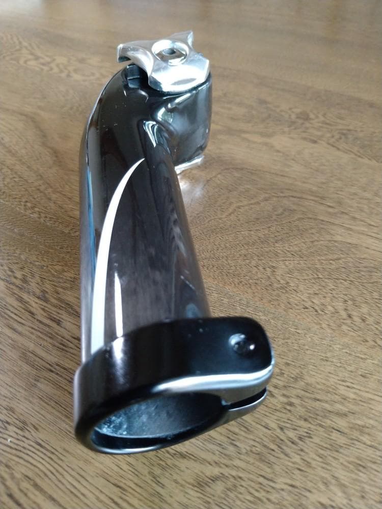 TREK新車外しBontrager カーボンシートマスキャップ135mm