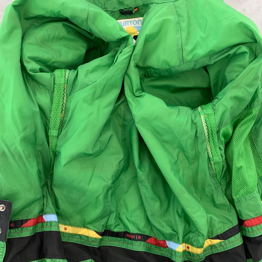 未使用級✨バートンBurton スノーボードウェア　スキーウェア　ジャケット　L
