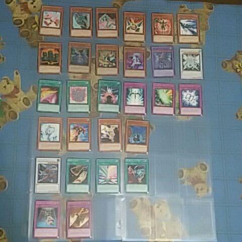 ほぼコンプリート  デュエリストパック－遊星編3－ 　遊戯王引退