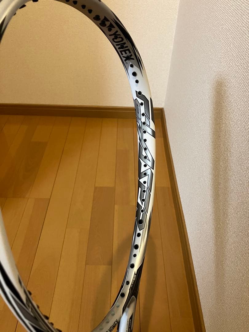 YONEX F-LASER 9V プラウドホワイト UL1サイズ
