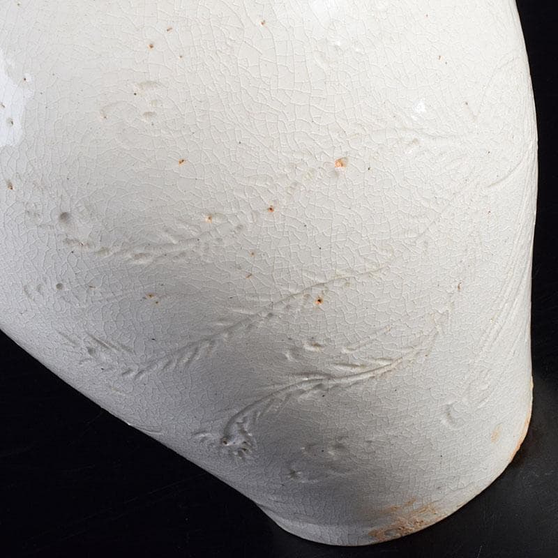 中国　定窯　白磁　刻神獣文　梅瓶　C　R9370