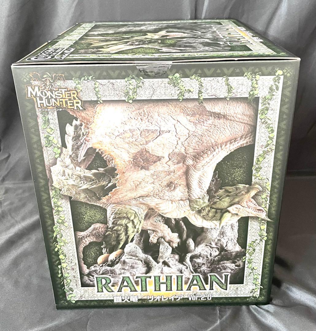 ✨(火竜)リオレウス&✨(雌火竜)リオレイア　フィギュア