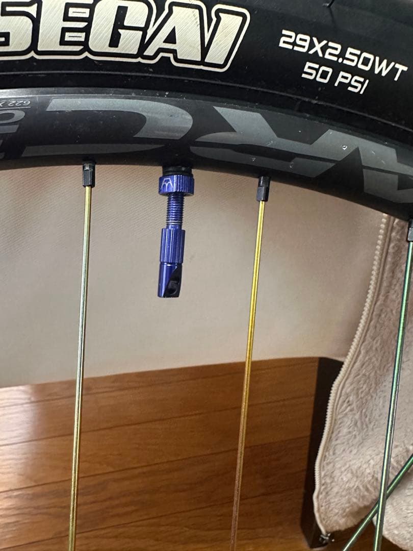 マグ 1/2 CHRIS KING手組みホイール（マレット仕様）