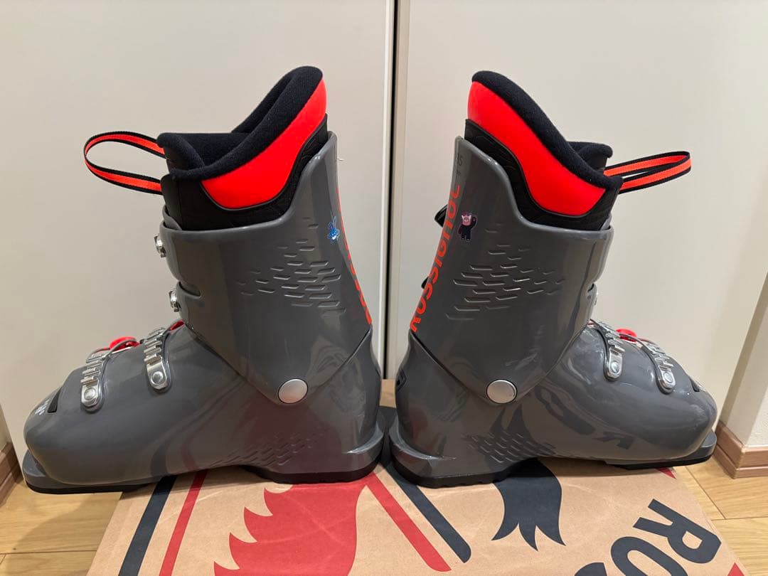 ロシニョール スキーブーツ HERO J4 ジュニア23.5cm