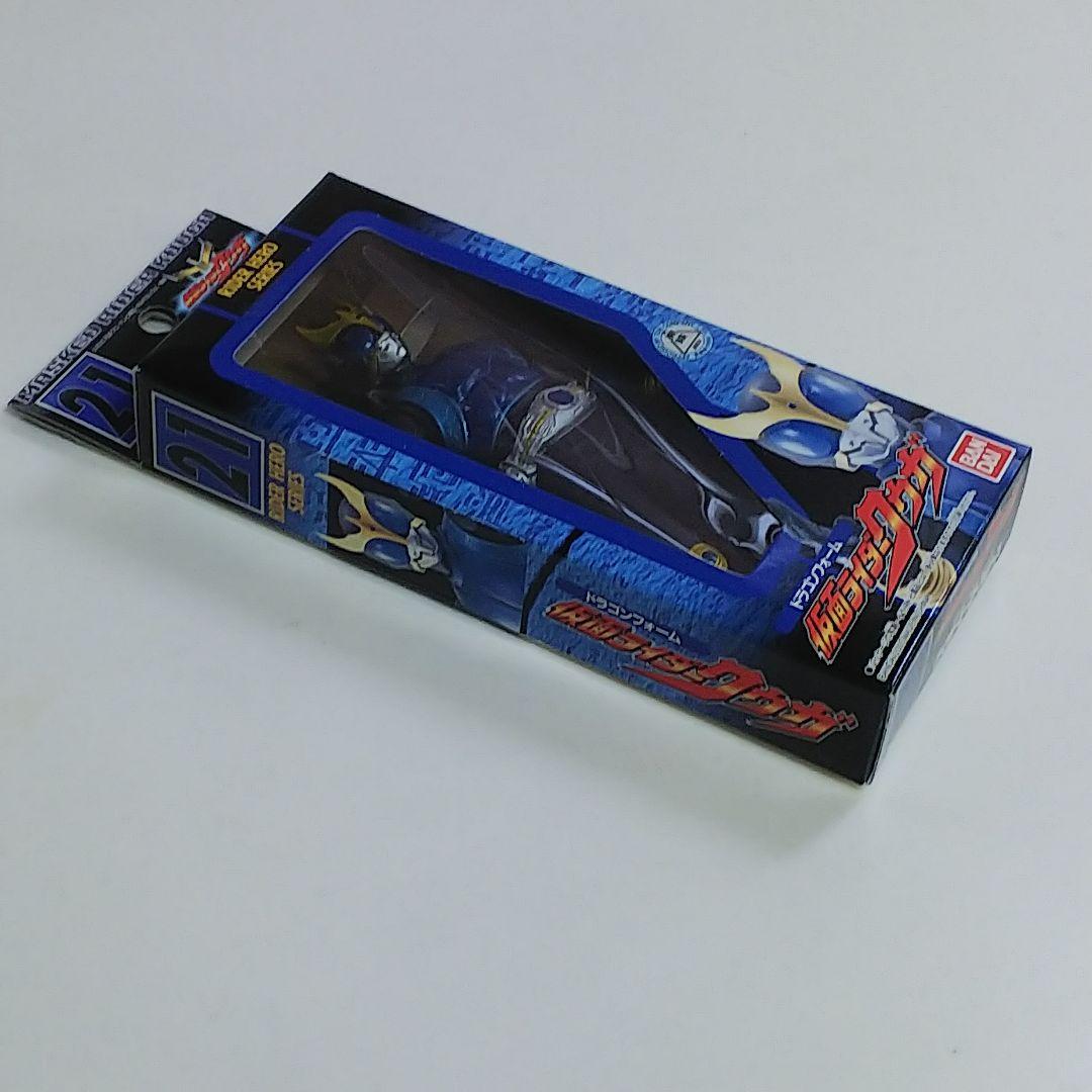 「仮面ライダークウガ」ソフビ人形・仮面ライダークウガ（ドラゴンフォーム）新品