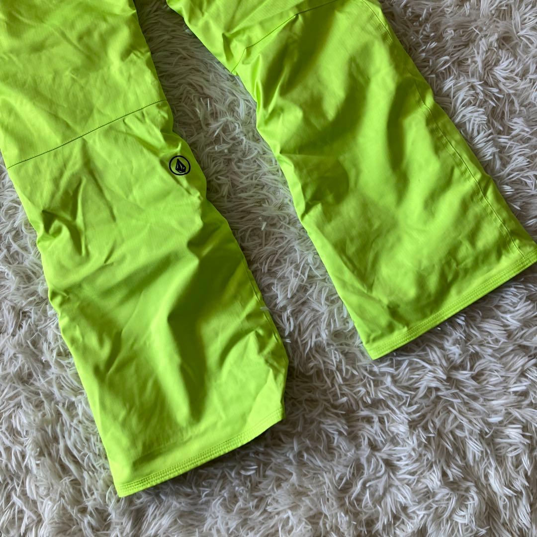 #4E✨VOLCOM✨スキー スノボ ウェア 上下セット レディースXL