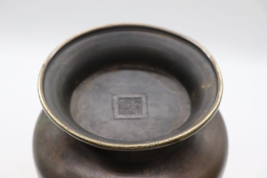 唐銅　大日本文政年整珉鋳　象耳獅子彫　花器　4.4kg 送料込み0131