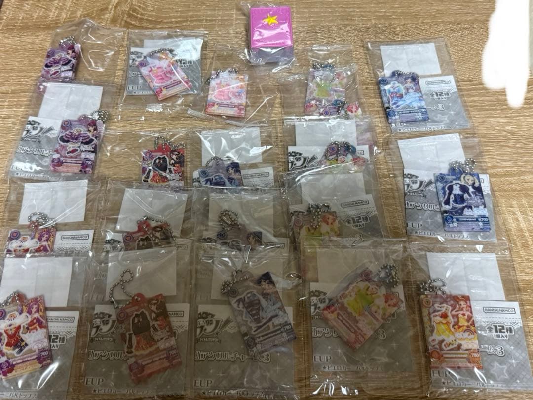 アイカツ プリパラ ガチャガチャ めじるし キーホルダー まとめ売り