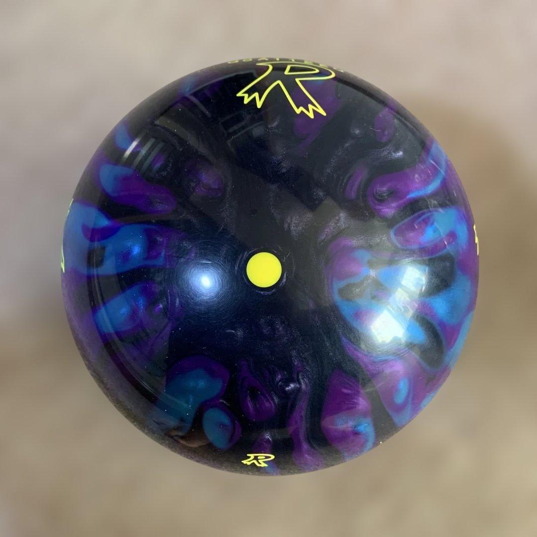 RADICAL NO DOUBT ボウリングボール