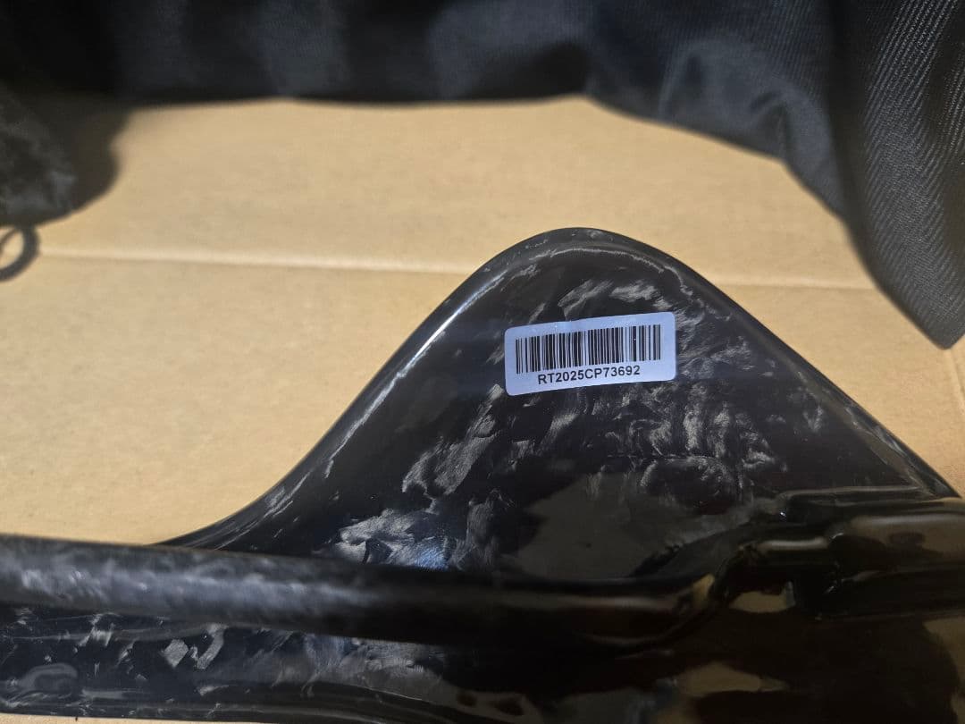 RYET 3D カーボンサドル RT07 収納袋付き