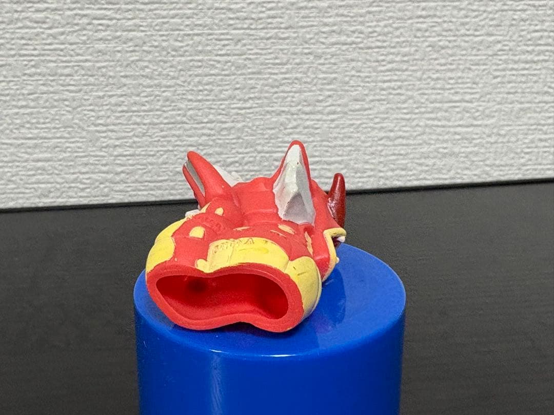 ポケモンキッズ ギャラドス 色違い 限定品 赤いギャラドス