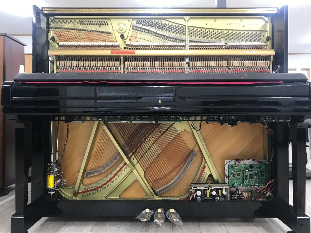 ★68336【アップライトピアノ】YAMAHA　YUS3SEB