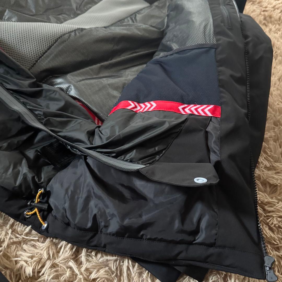 moca様　SALOMON 　スキーウェア　ダウンジャケット　フード付　ブラック