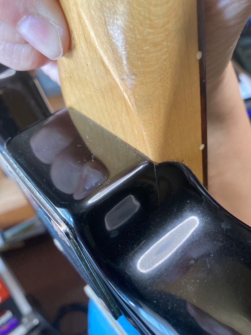 SQUIER by FENDER Affinity スクワイヤー ロゴ消し