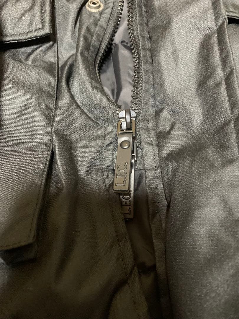 限定 リバプール FC 公式 ブラック 厚手 ジャケット サイズ L