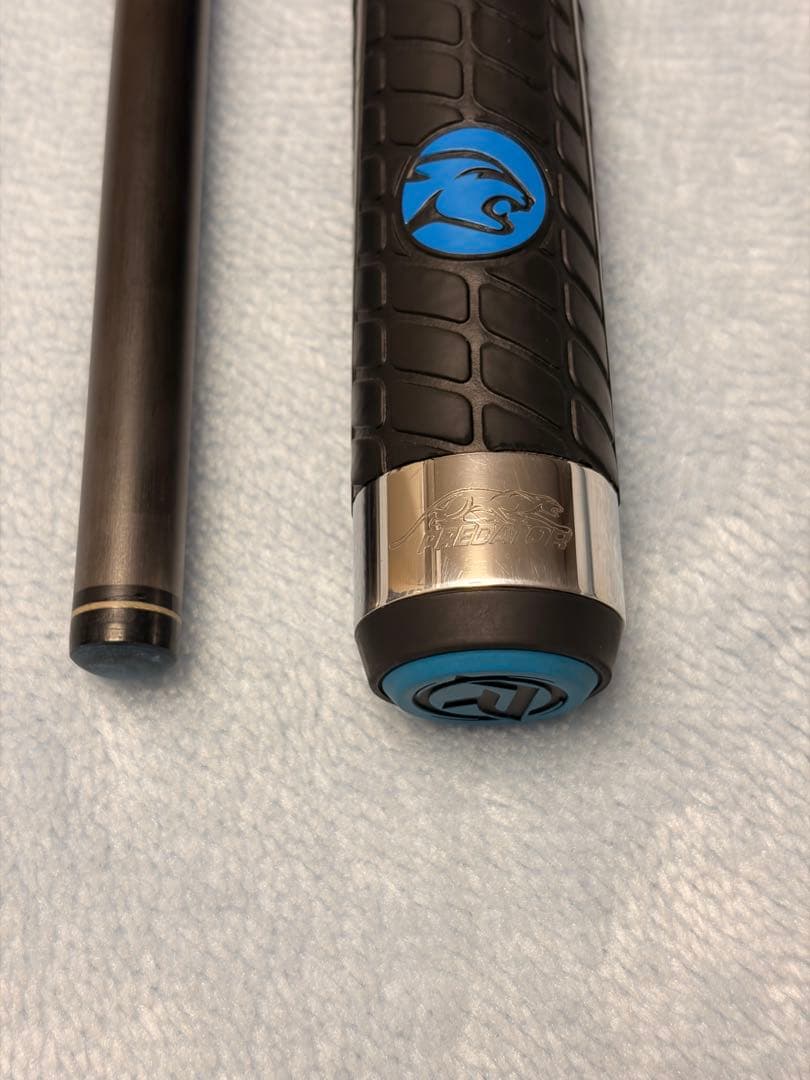 限定品（希少）BK Rush RED ラバーグリップ　ブレイクキュー　ビリヤード