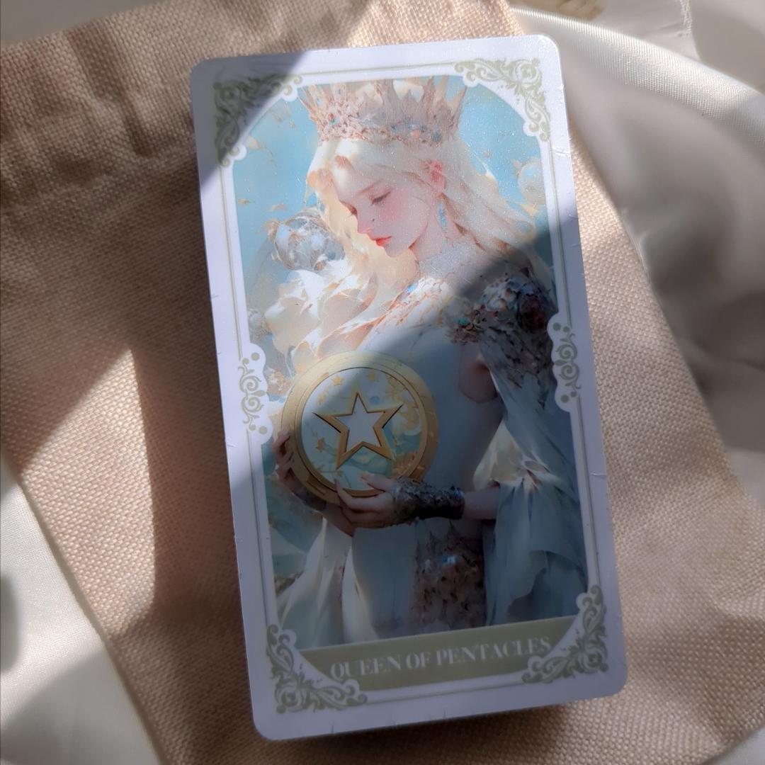 【正規品タロットカード】PVC製✨繊細で美しいイラストの白の宮殿パレスタロット