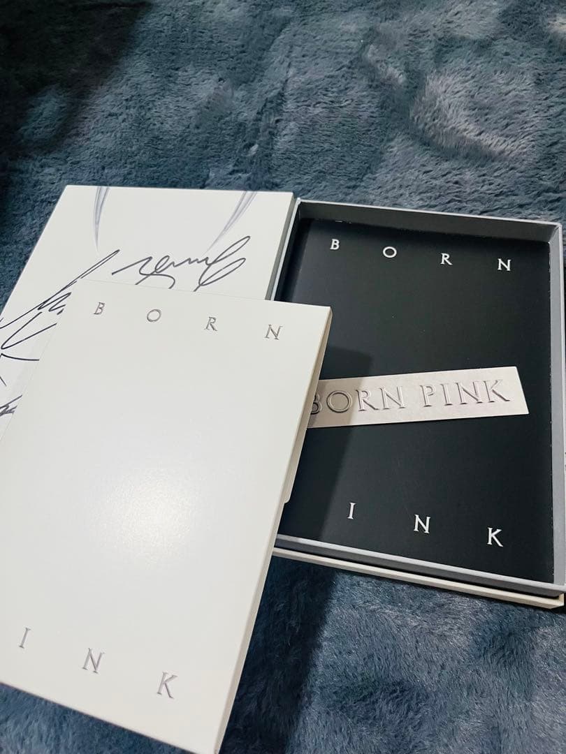 BLACKPINK BORNPINK直筆サイン入りCDブッラックピンク「非売品」