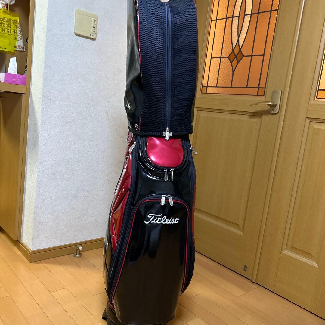 Titleist エナメルゴルフキャディバッグ 黒赤