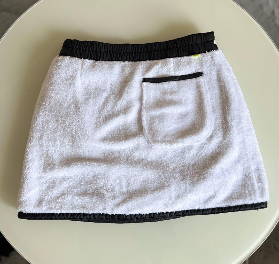 【NewBalanceGolf】リバーシブルベスト＆スカートセット♡早い者勝ち