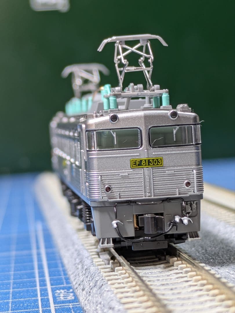 EF81 300 JR貨物更新車（銀）KATO